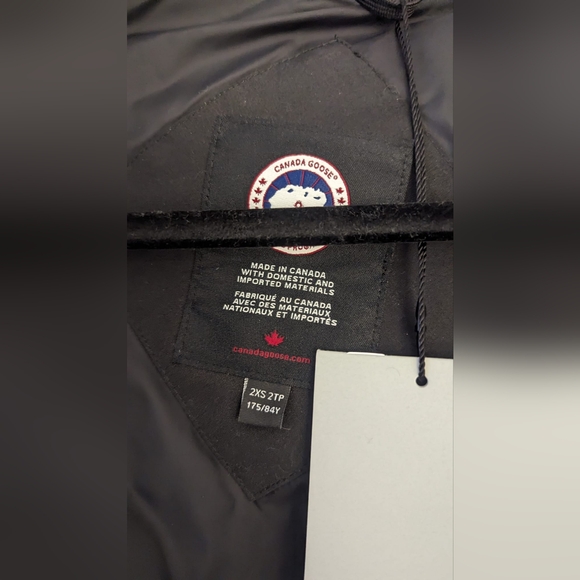 NEW! Canada Goose Black Puffer Jacket XXS - Picture 5 of 9